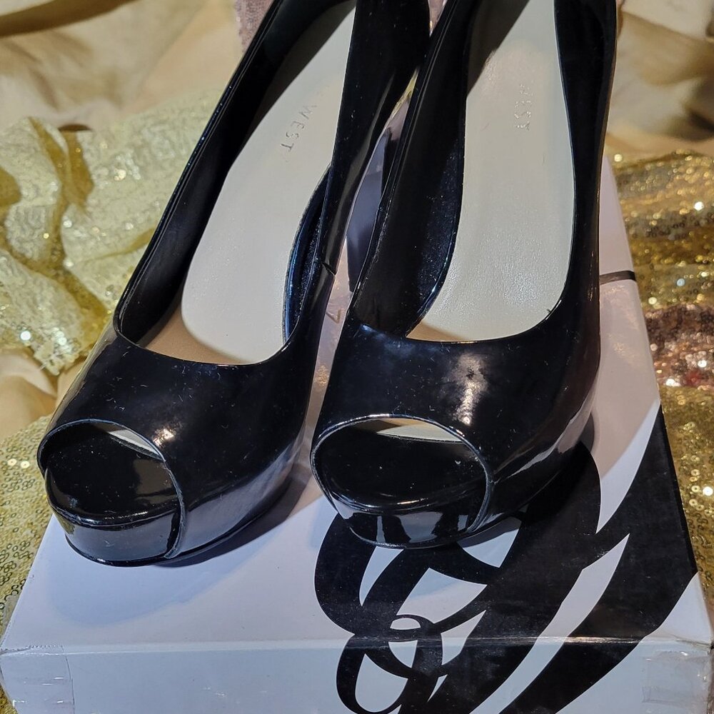 Women's Classic black pumps with open toe in size 6.5 by Nine West
